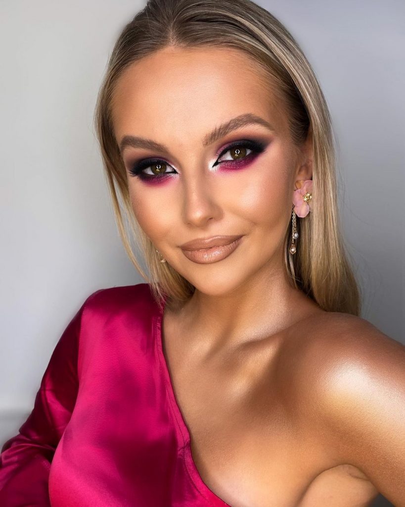 Kobieta w ustach ombre